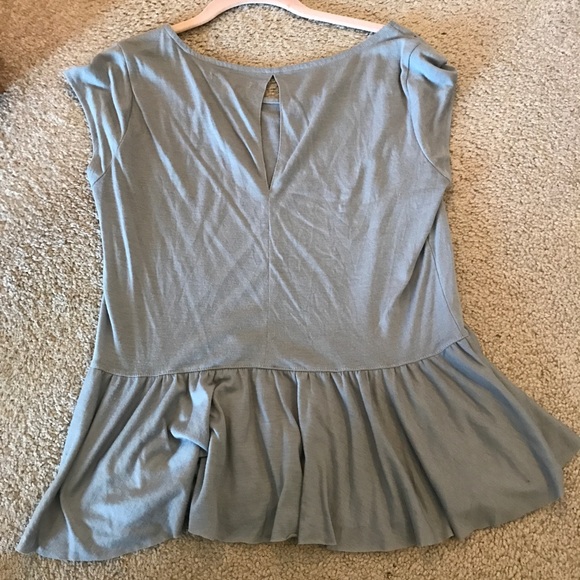 Top - Picture 2 of 2